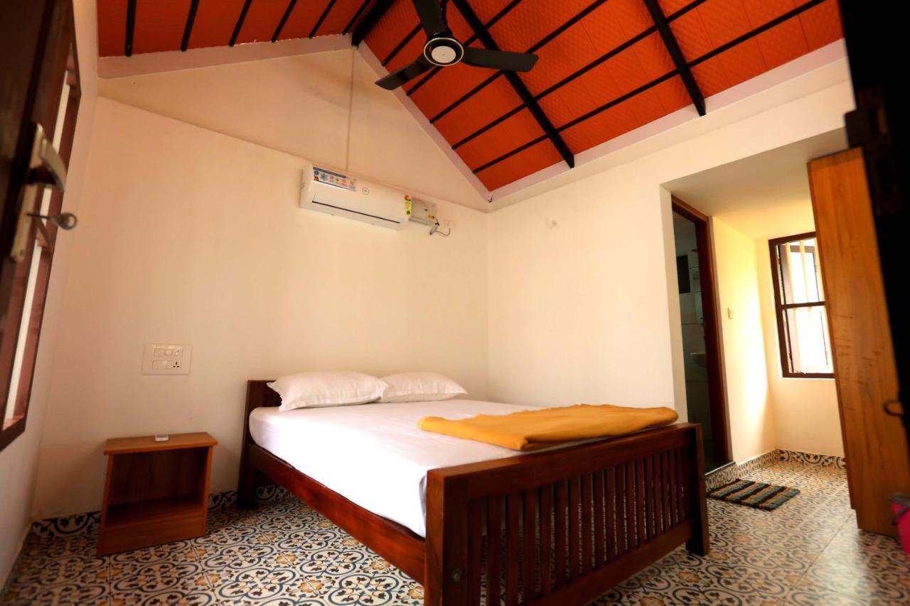 Kira Palace Residency Ξενοδοχείο Ernakulam Εξωτερικό φωτογραφία