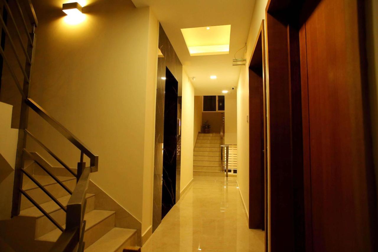 Kira Palace Residency Ξενοδοχείο Ernakulam Εξωτερικό φωτογραφία