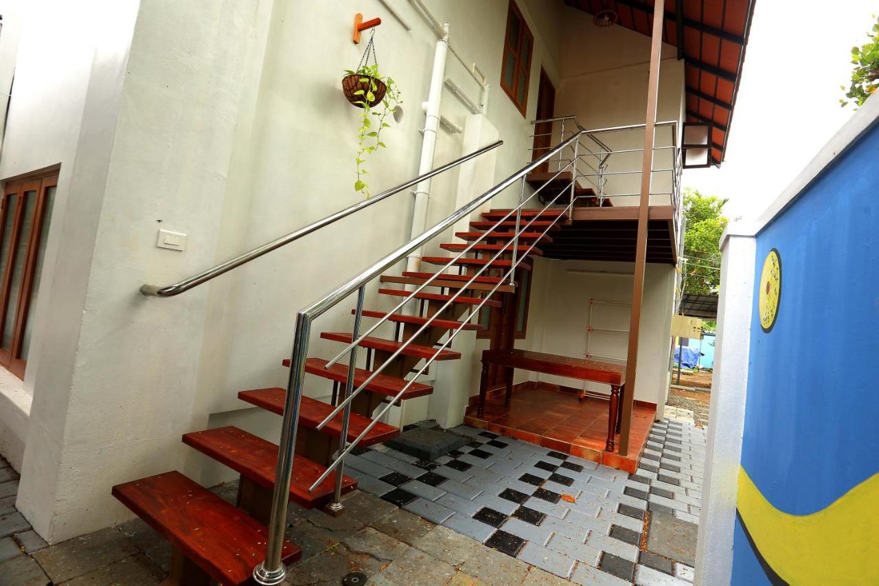 Kira Palace Residency Ξενοδοχείο Ernakulam Εξωτερικό φωτογραφία